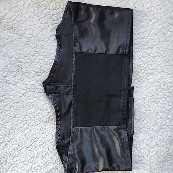 wide waist belt - Picture 8 of 9